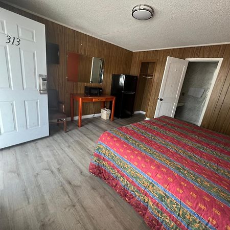 Pinelodge Motel Baxley Экстерьер фото
