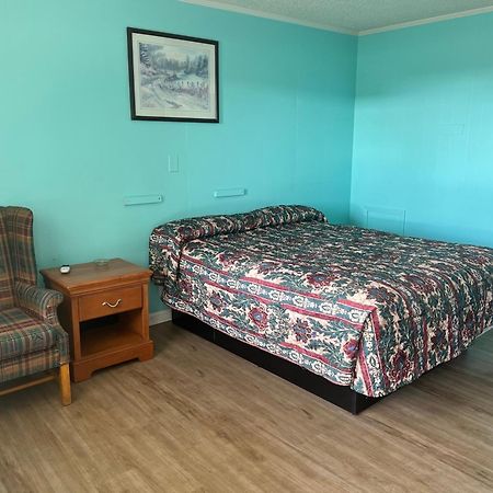 Pinelodge Motel Baxley Экстерьер фото