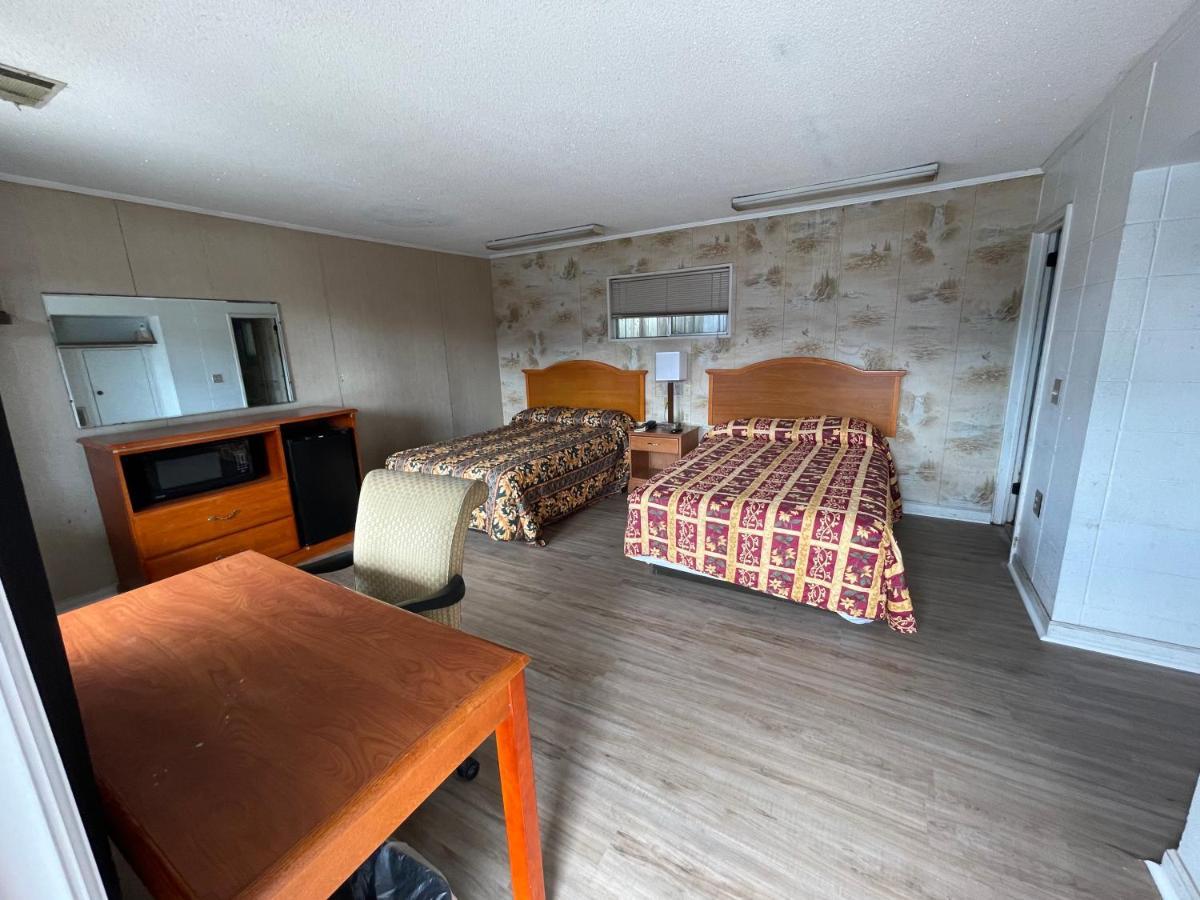 Pinelodge Motel Baxley Экстерьер фото
