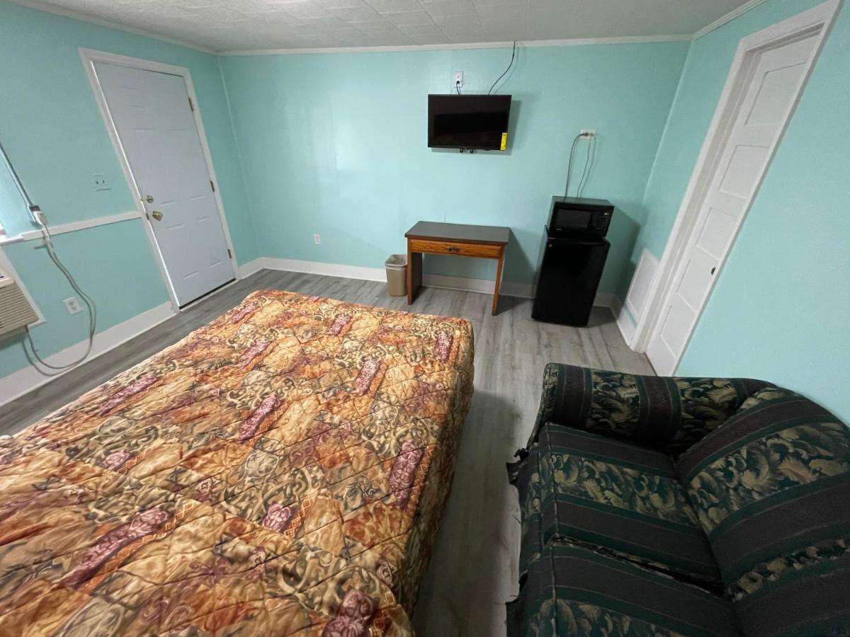 Pinelodge Motel Baxley Экстерьер фото