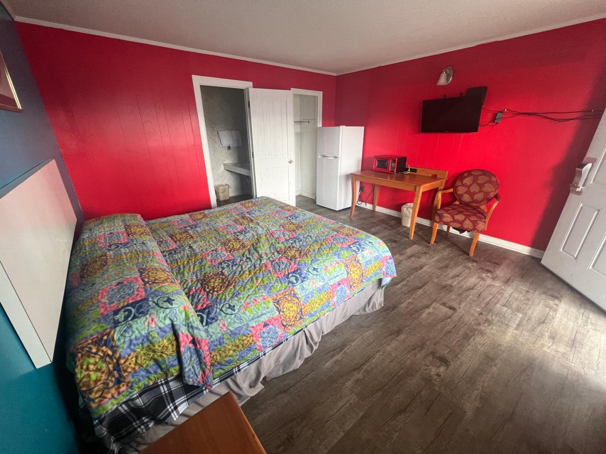Pinelodge Motel Baxley Экстерьер фото