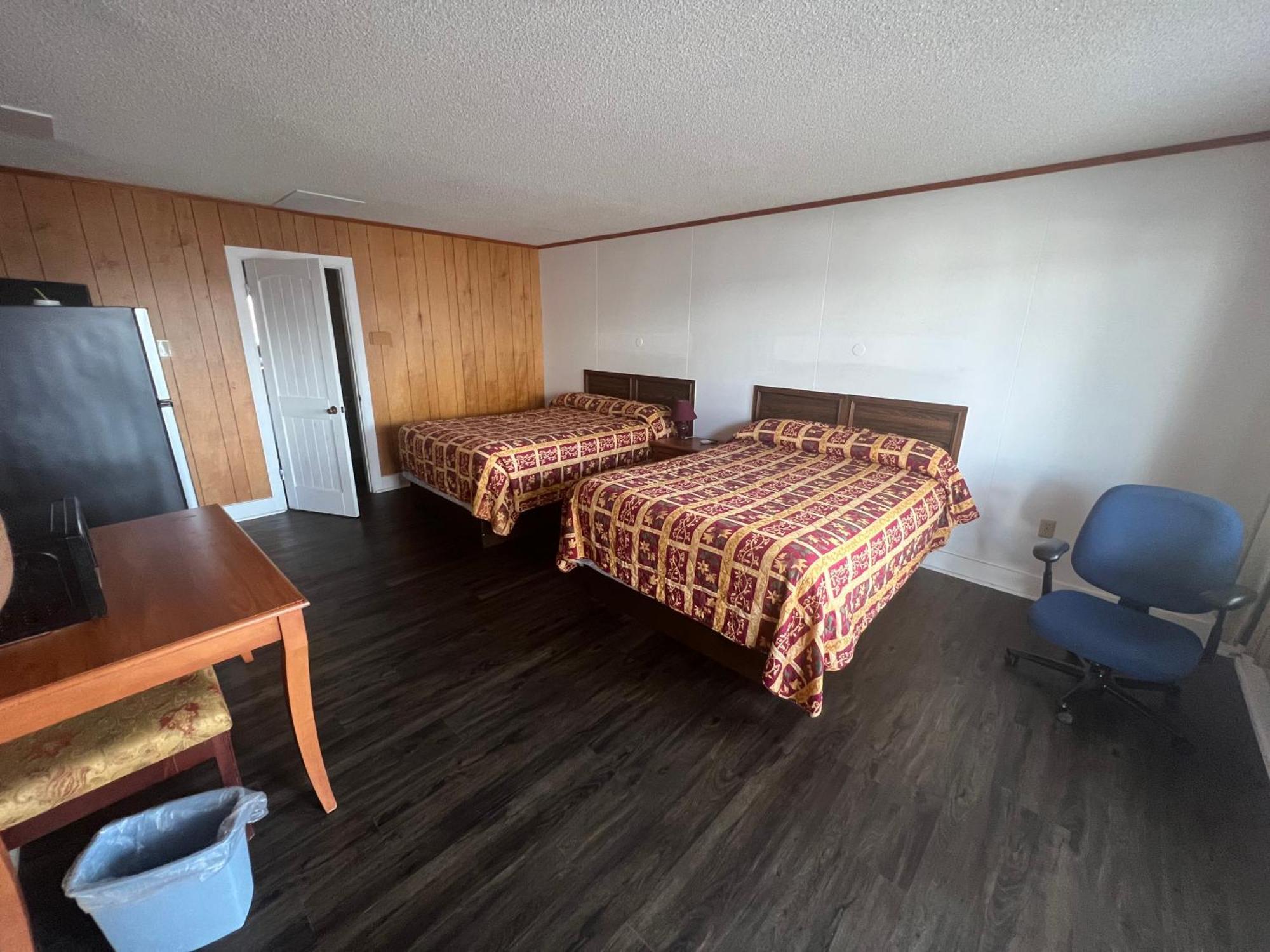 Pinelodge Motel Baxley Экстерьер фото